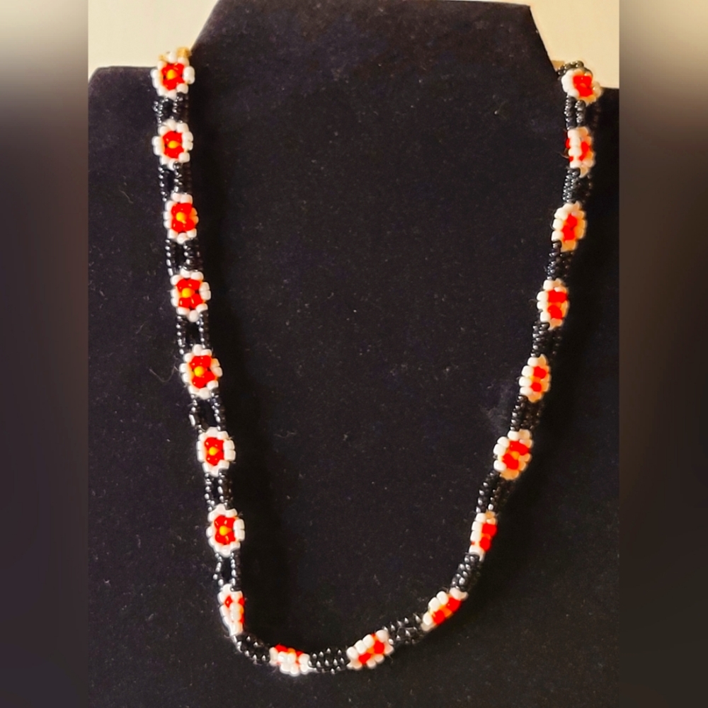 Necklace/ Choker